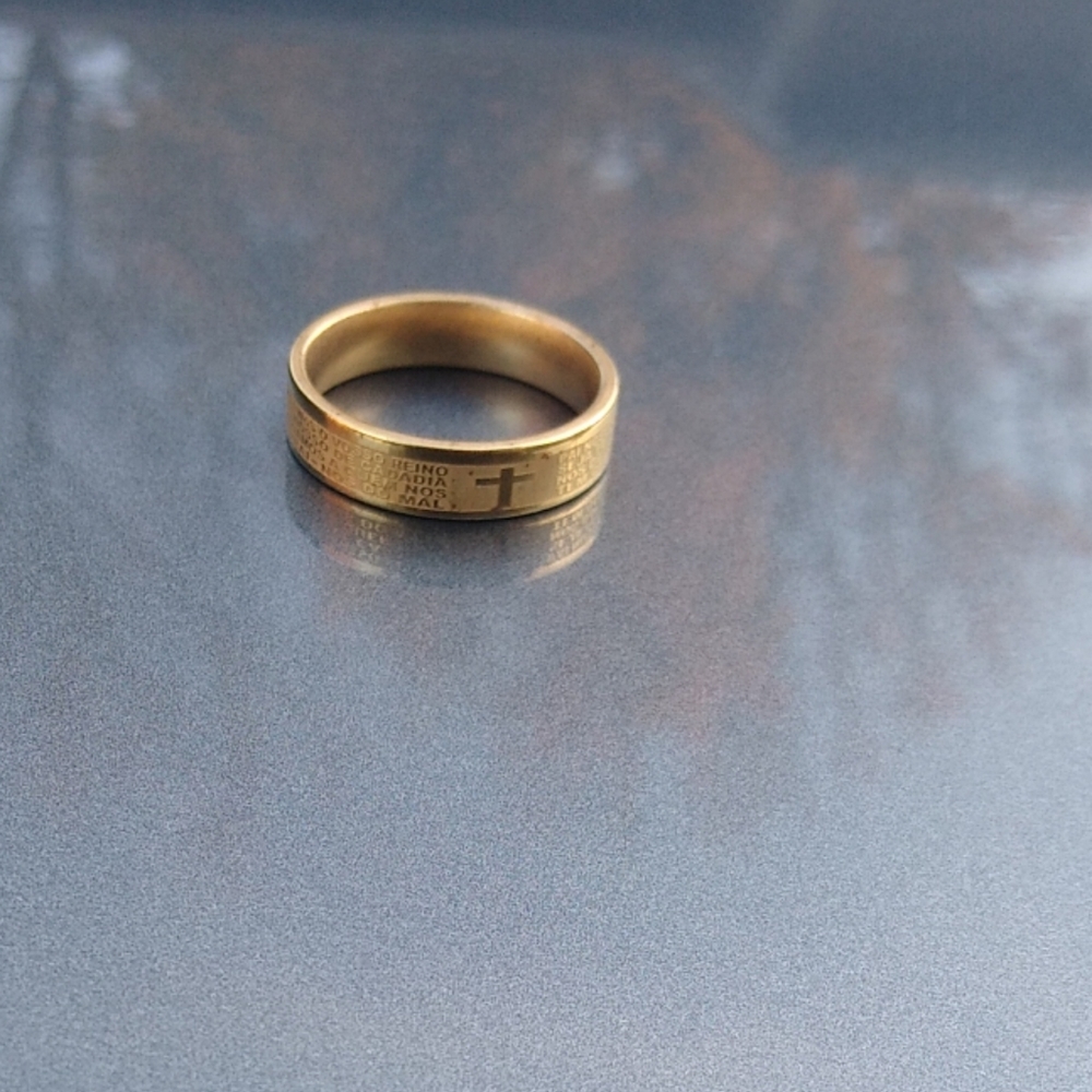 Sale   New Stainless steel cross gold ring size 12 - Picture 7 of 8